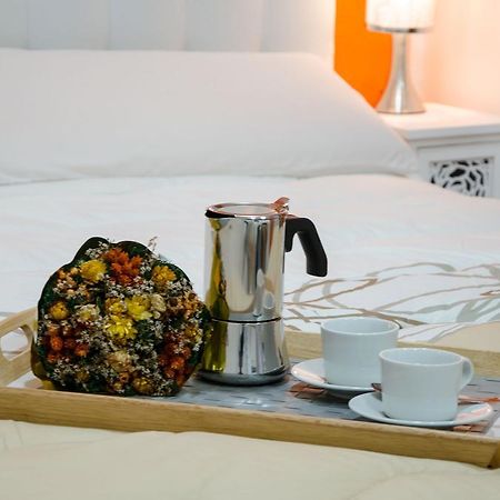 Oscar Apartments Estacion Сіджас Екстер'єр фото